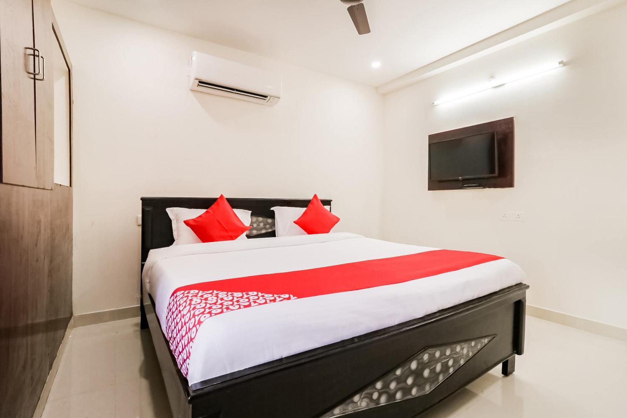 Oyo Victory Grand Hotel Tadepalle Luaran gambar